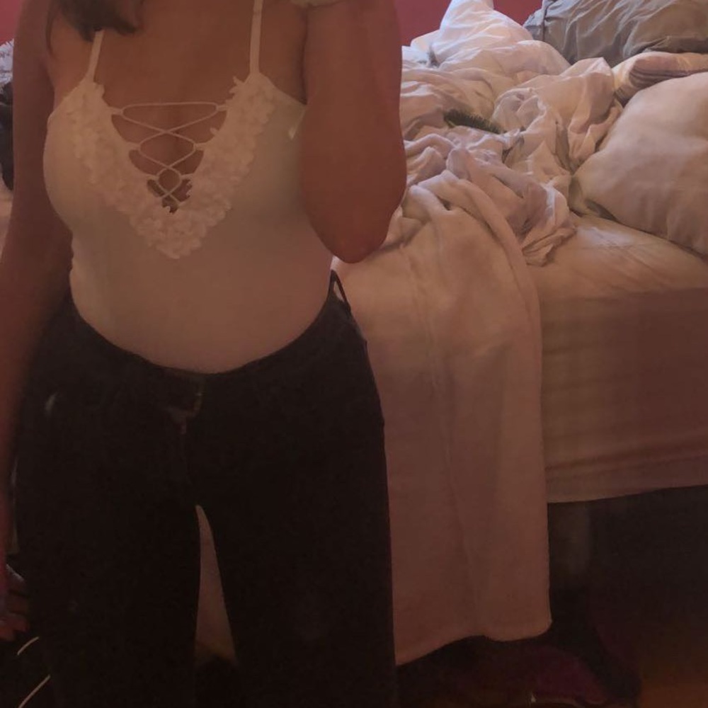 white guess bodysuit